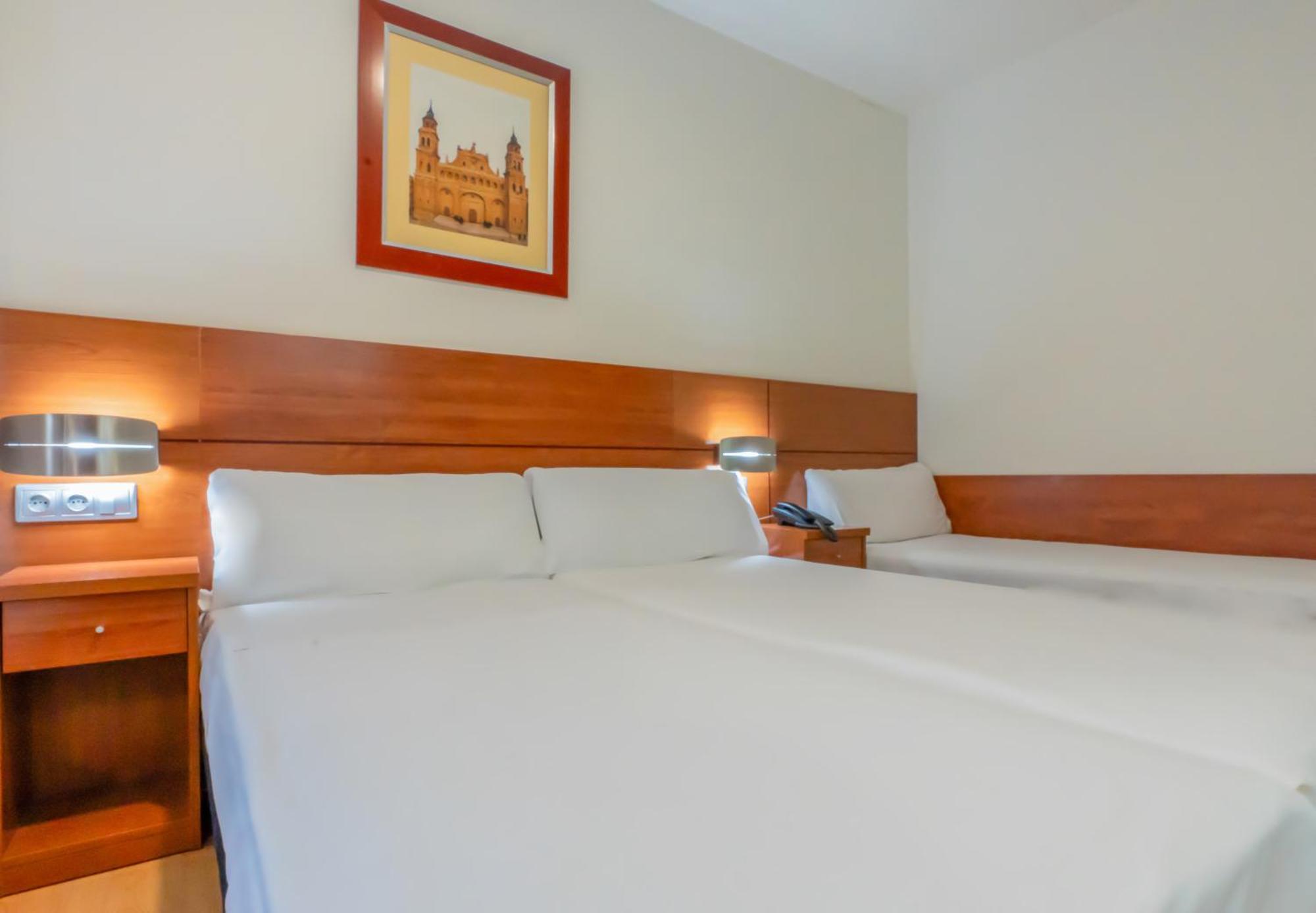Hotel Palacios Alfaro Zewnętrze zdjęcie