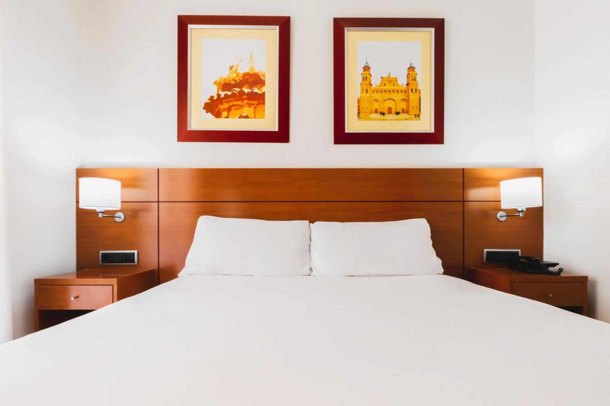 Hotel Palacios Alfaro Zewnętrze zdjęcie